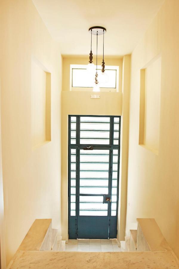 Lovely 1St Fl. Apt, With Balcony In Pagrati 雅典 外观 照片