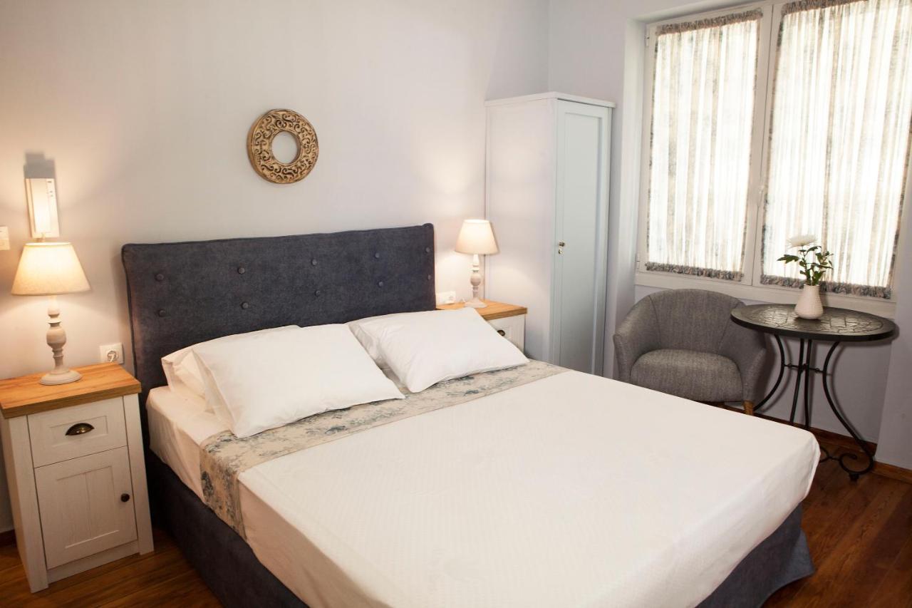 Lovely 1St Fl. Apt, With Balcony In Pagrati 雅典 外观 照片